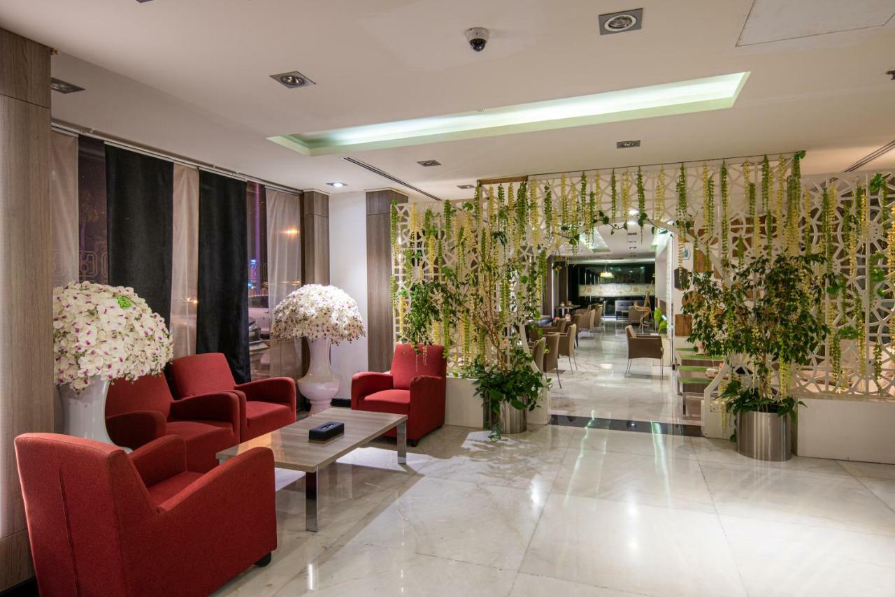 Mira Waterfront Hotel 3*